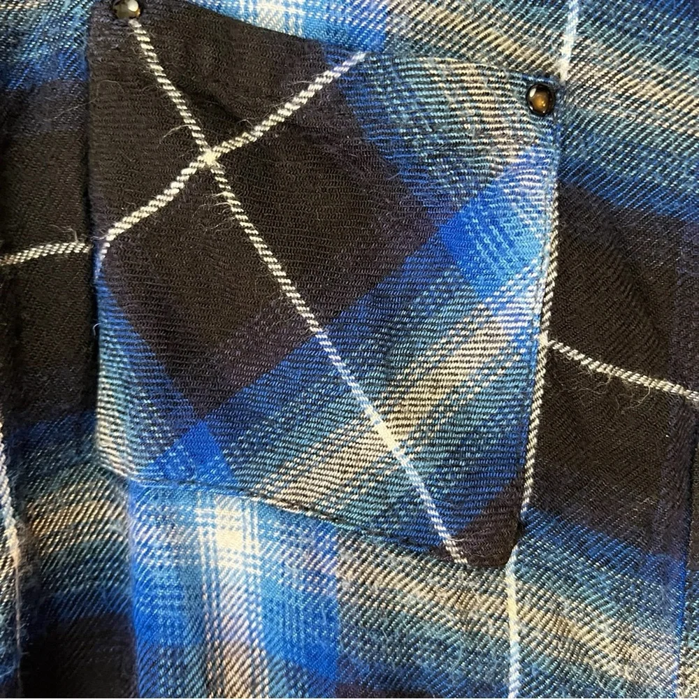 Justice Cropped Electr  Blue Plaid Long Sleeve Button Down Fringed Flannel - Picture 8 of 10